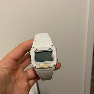 Shark tide surf watch white